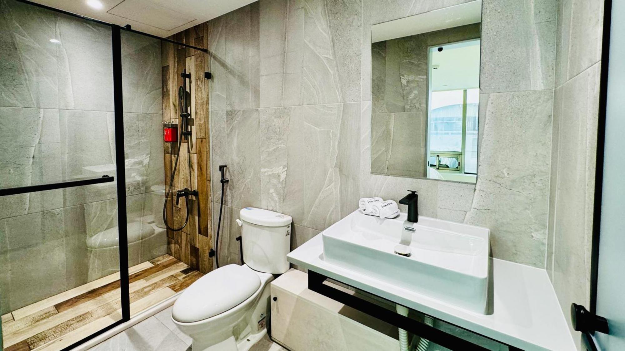 Hope Hotel Tainan Bagian luar foto